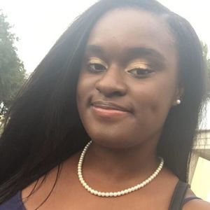 Meet your Posher, Desiray